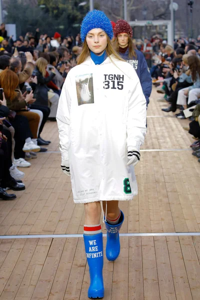 Look 58